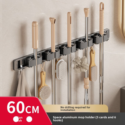 Cleaning tool holder