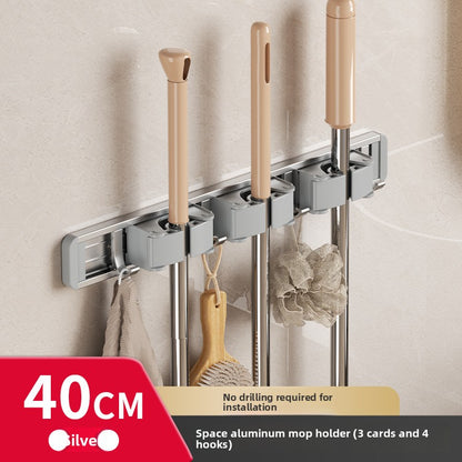 Cleaning tool holder